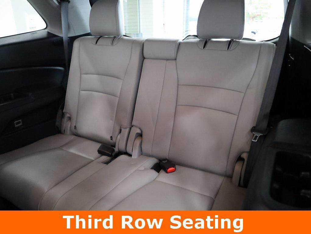 used 2021 Honda Pilot car, priced at $25,297