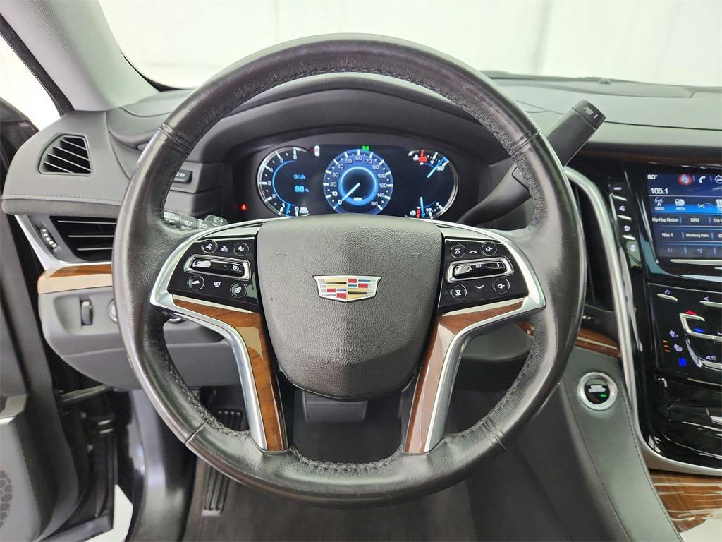 used 2020 Cadillac Escalade ESV car, priced at $30,995