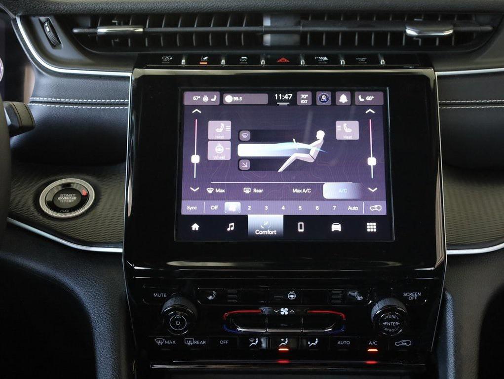 used 2023 Jeep Grand Cherokee car, priced at $28,995