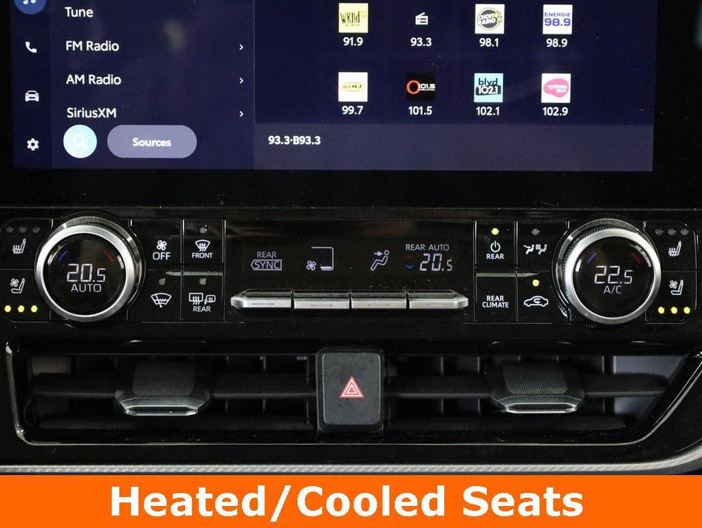 used 2023 Toyota Highlander Hybrid car, priced at $46,999
