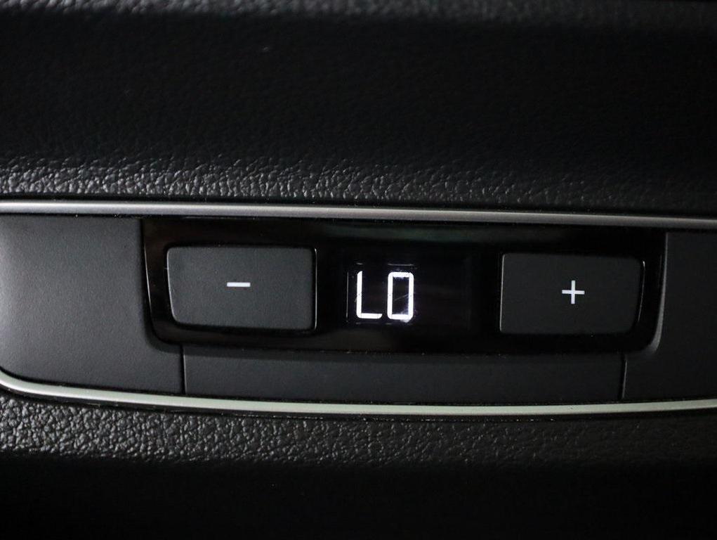 used 2022 Audi SQ5 car, priced at $35,995