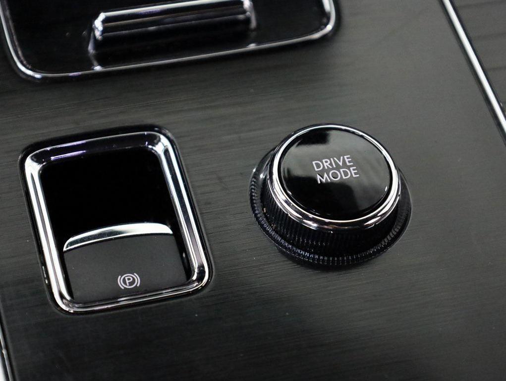 used 2021 Lincoln Aviator car, priced at $31,499
