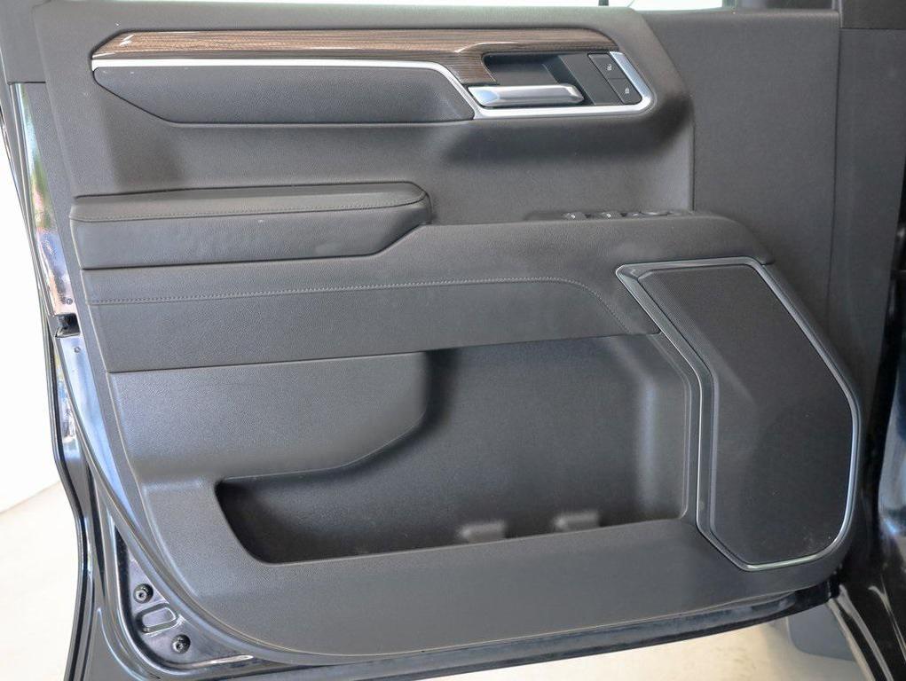 used 2022 Chevrolet Silverado 1500 car, priced at $32,499