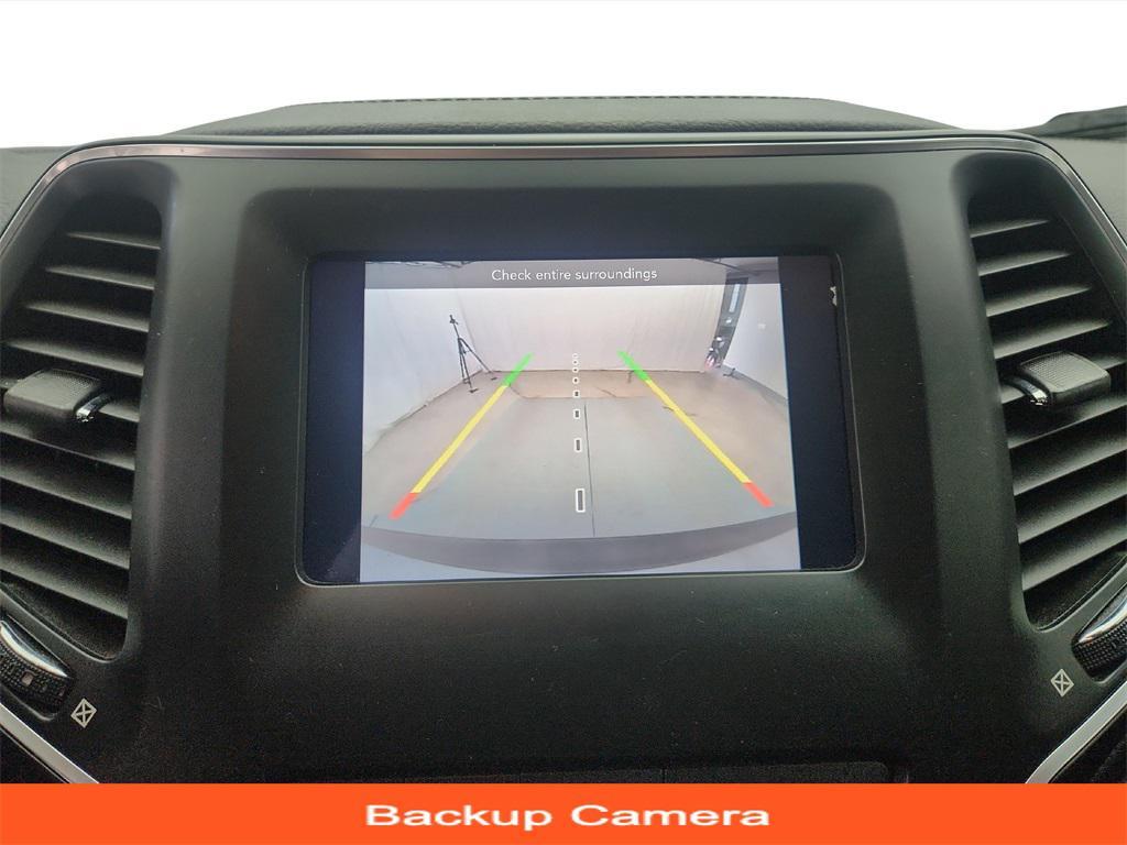 used 2019 Jeep Cherokee car, priced at $16,995