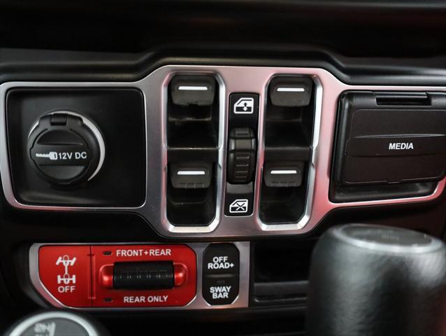 used 2020 Jeep Gladiator car, priced at $40,090