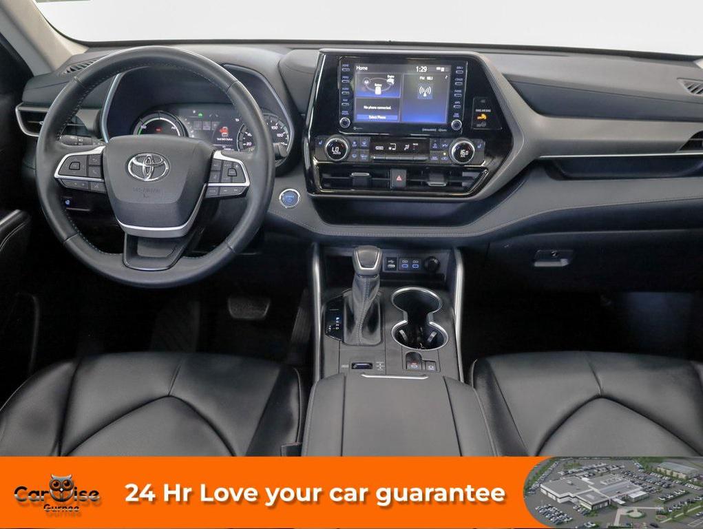 used 2022 Toyota Highlander Hybrid car, priced at $43,125