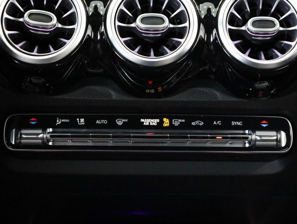 used 2020 Mercedes-Benz GLB 250 car, priced at $22,900