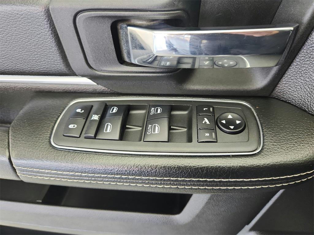 used 2021 Ram 1500 Classic car, priced at $28,995