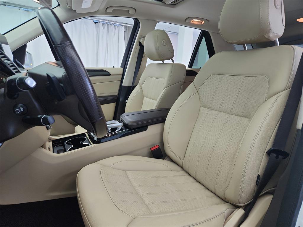 used 2019 Mercedes-Benz GLE 400 car, priced at $20,499