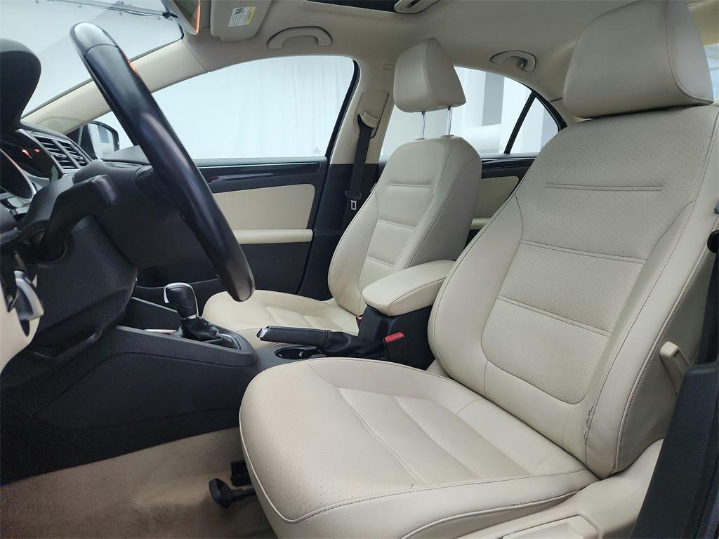 used 2016 Volkswagen Jetta car, priced at $9,444