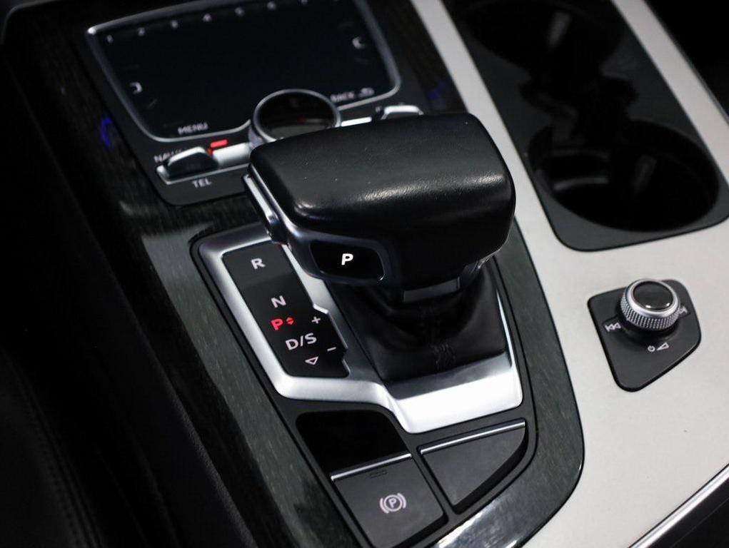 used 2019 Audi Q7 car, priced at $18,497