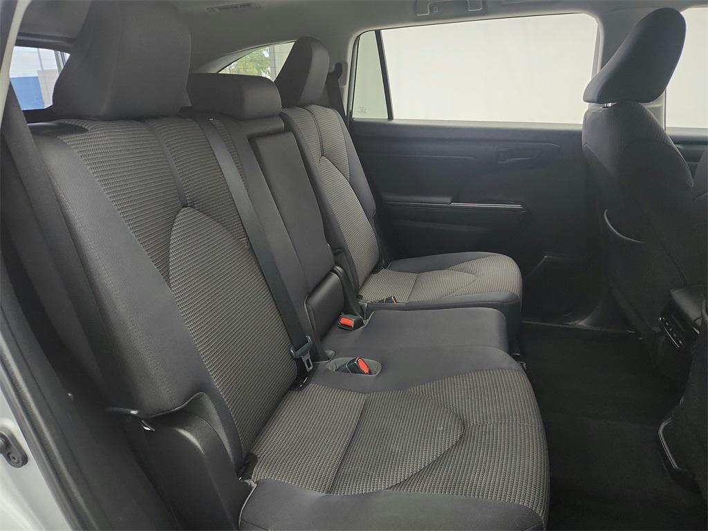 used 2021 Toyota Highlander car, priced at $24,995