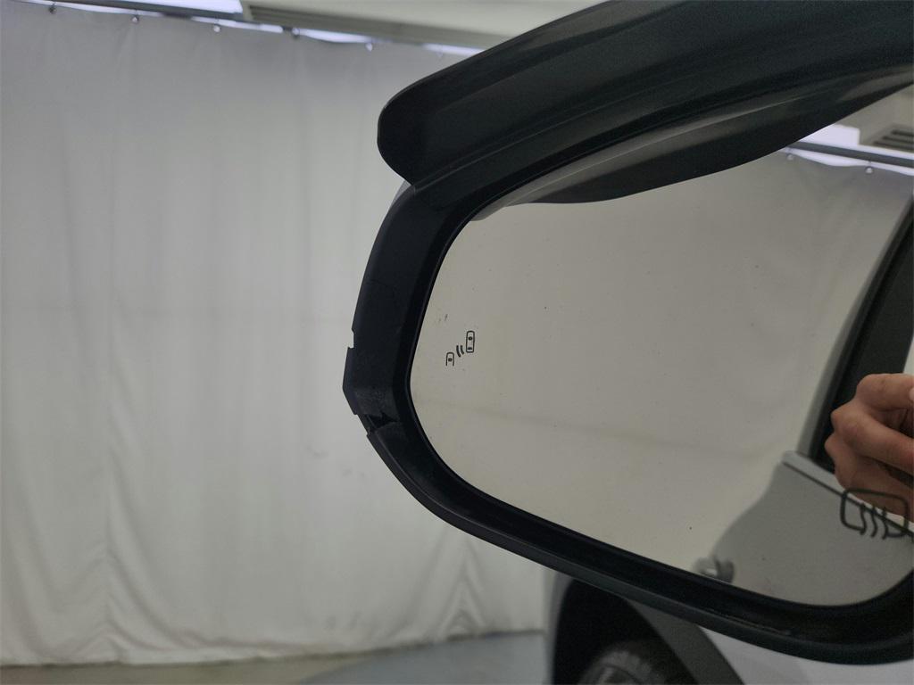 used 2021 Toyota Highlander car, priced at $24,995