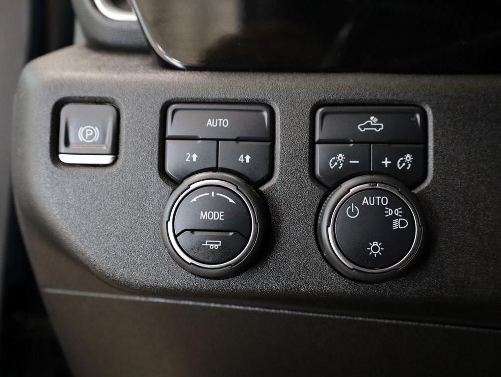 used 2024 Chevrolet Silverado 1500 car, priced at $36,995