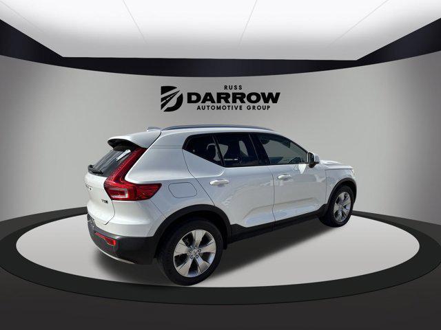 used 2021 Volvo XC40 car, priced at $20,750
