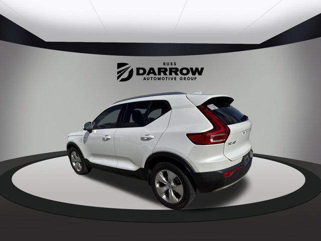 used 2021 Volvo XC40 car, priced at $20,750