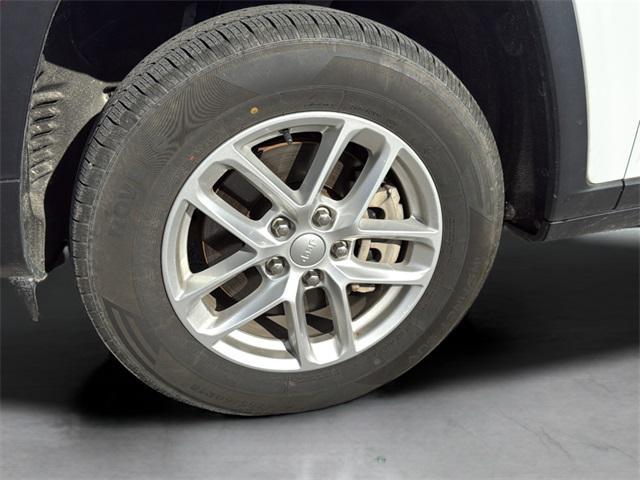 used 2023 Jeep Grand Cherokee L car, priced at $24,600