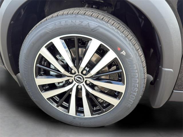 new 2025 Nissan Pathfinder car, priced at $45,981