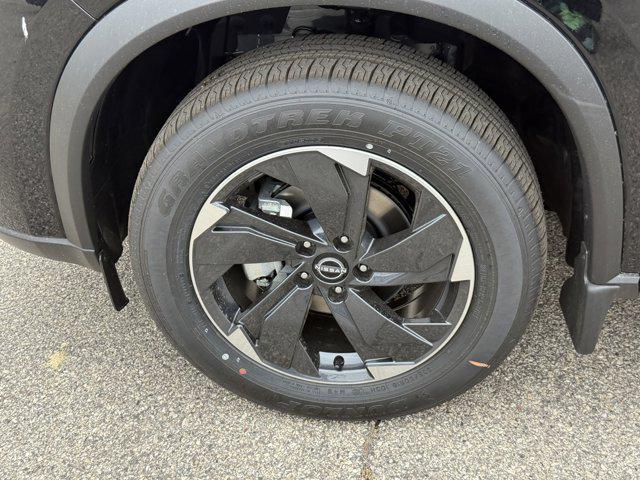 new 2025 Nissan Rogue car, priced at $32,378