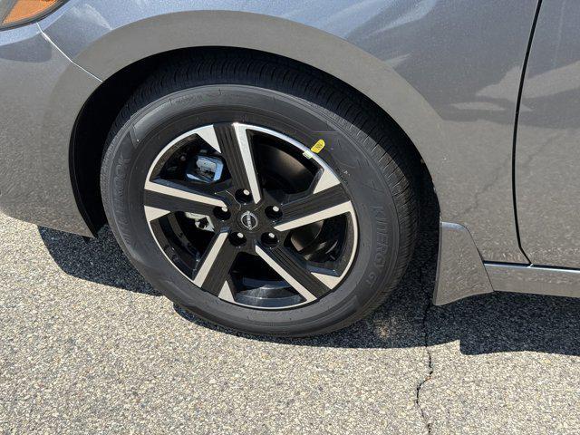 new 2025 Nissan Sentra car, priced at $23,693