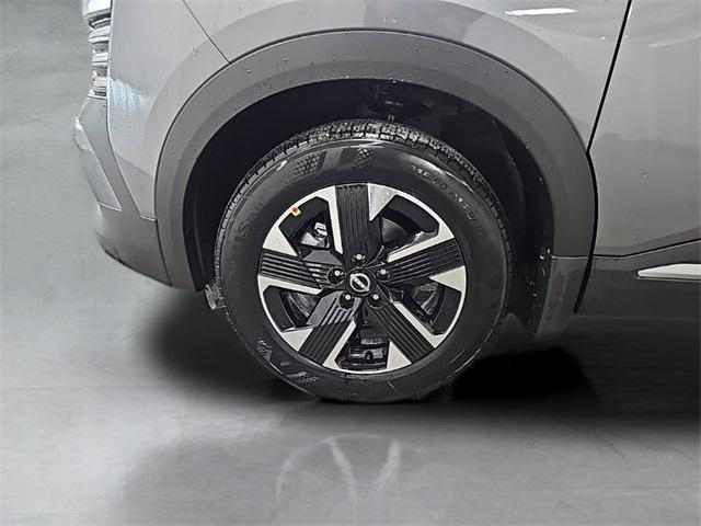 new 2025 Nissan Kicks car, priced at $26,891