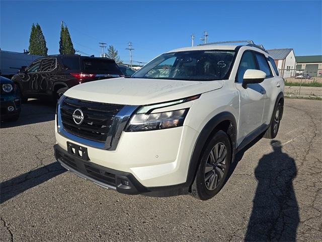 used 2022 Nissan Pathfinder car, priced at $33,624