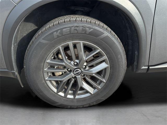 used 2024 Nissan Rogue car, priced at $18,800