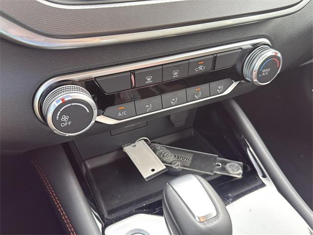 new 2025 Nissan Altima car