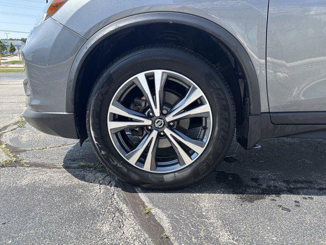 used 2019 Nissan Rogue car, priced at $17,050
