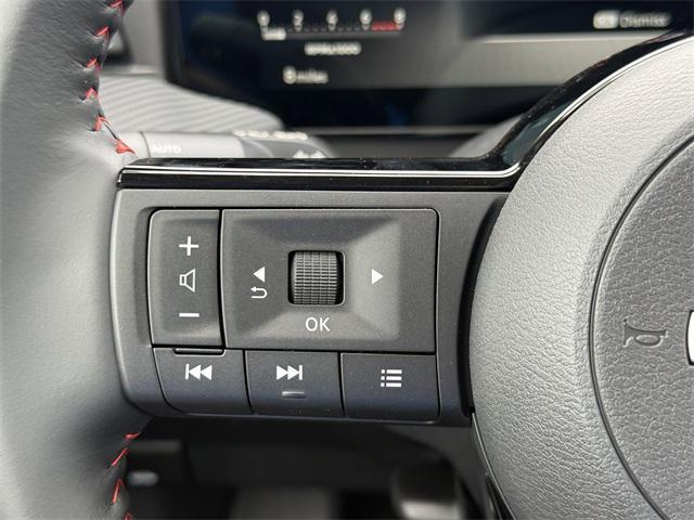 new 2025 Nissan Kicks car, priced at $29,809