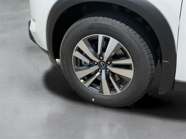 new 2025 Nissan Pathfinder car, priced at $41,989