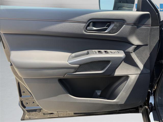 new 2025 Nissan Pathfinder car, priced at $41,238