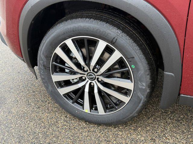 new 2025 Nissan Pathfinder car, priced at $54,330