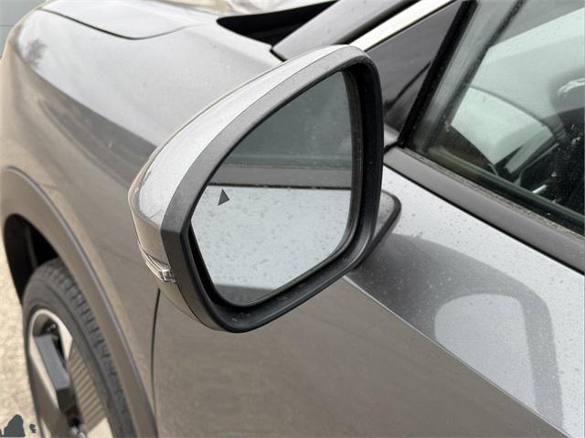 new 2025 Nissan Kicks car, priced at $29,184