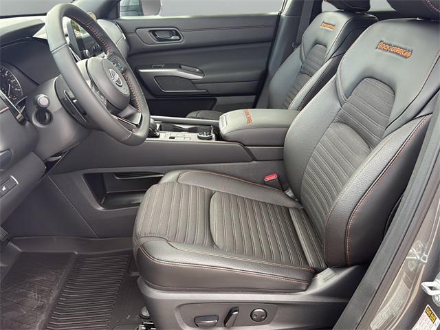 new 2025 Nissan Pathfinder car, priced at $39,607