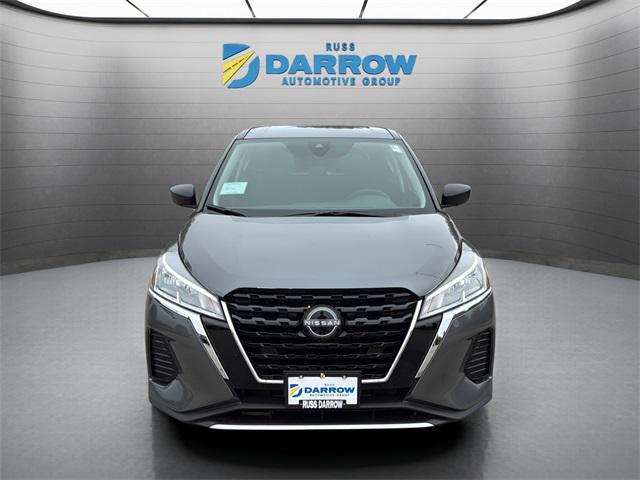 new 2025 Nissan Kicks car, priced at $23,697
