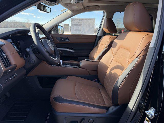 new 2025 Nissan Pathfinder car, priced at $54,605