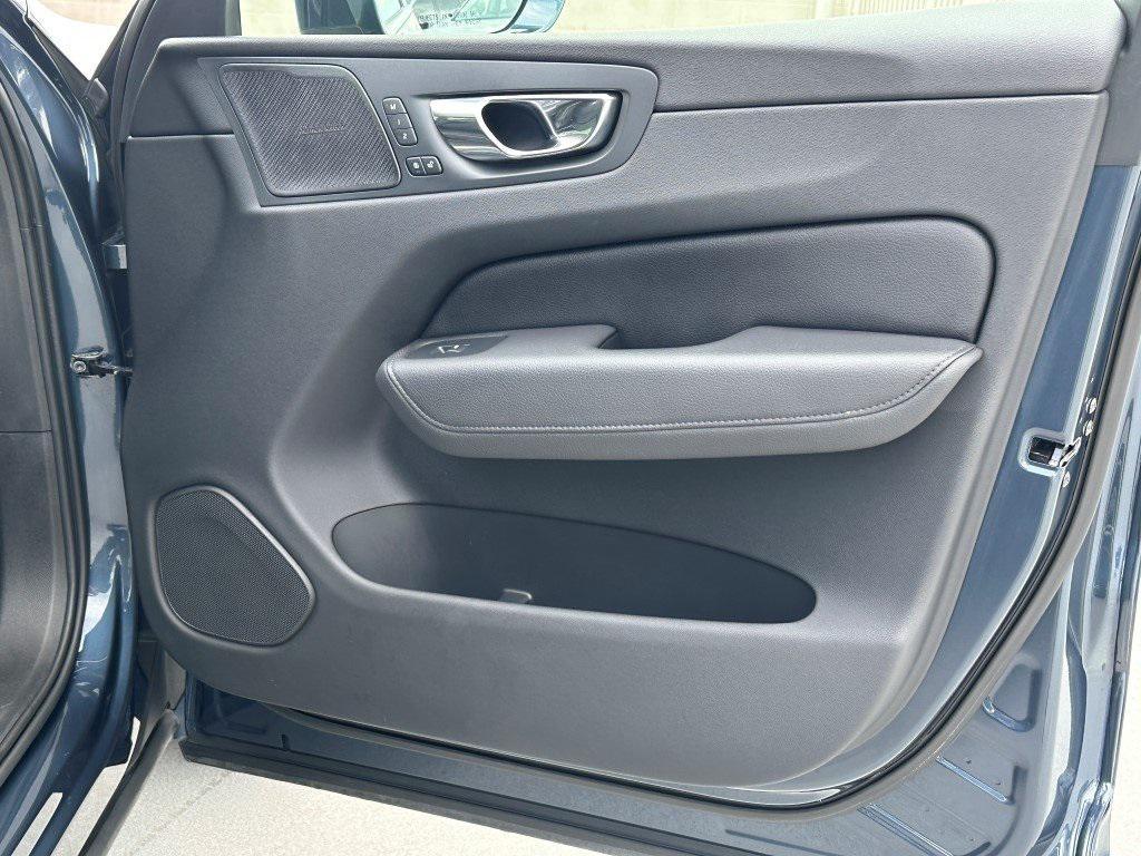 used 2019 Volvo XC60 car, priced at $21,260