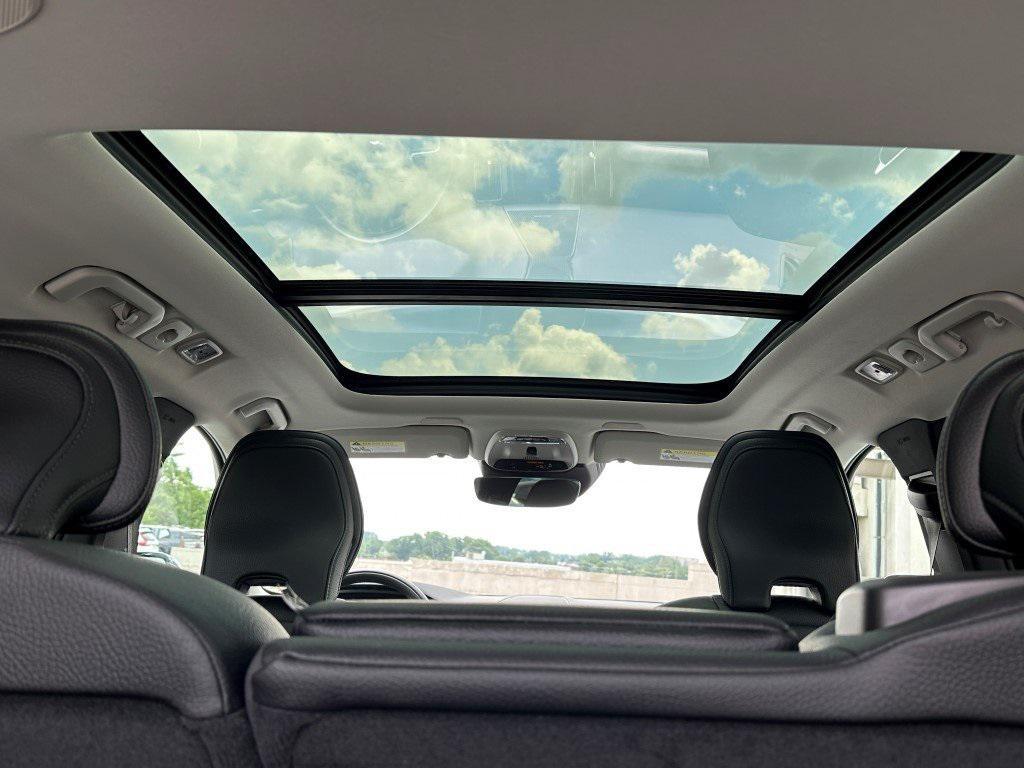 used 2019 Volvo XC60 car, priced at $21,260
