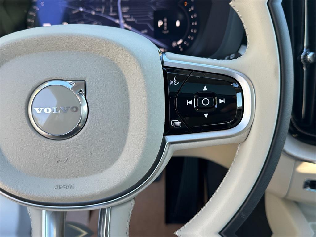 new 2026 Volvo XC60 car, priced at $60,223