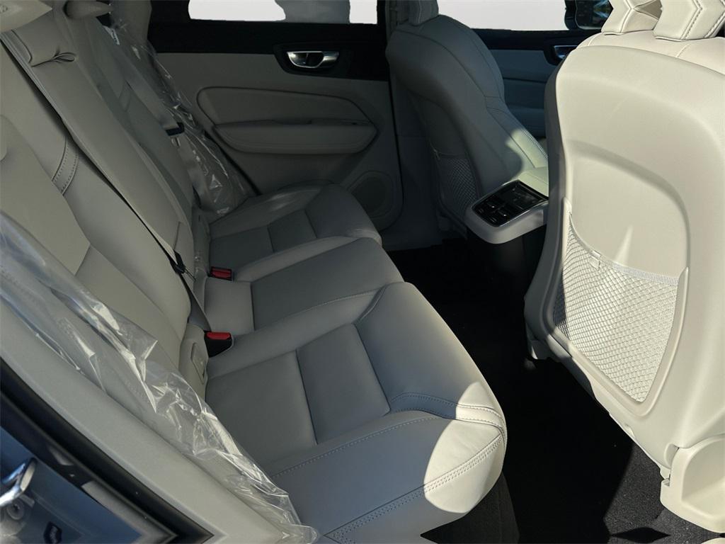 new 2026 Volvo XC60 car, priced at $60,223