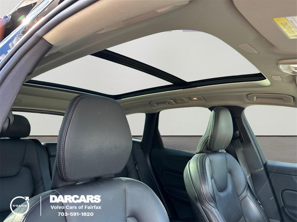 used 2023 Volvo XC60 Recharge Plug-In Hybrid car, priced at $39,163