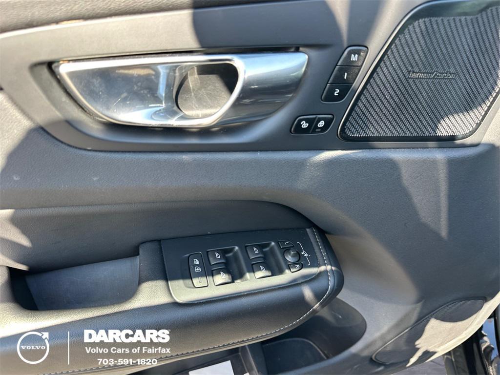 used 2023 Volvo XC60 Recharge Plug-In Hybrid car, priced at $39,163