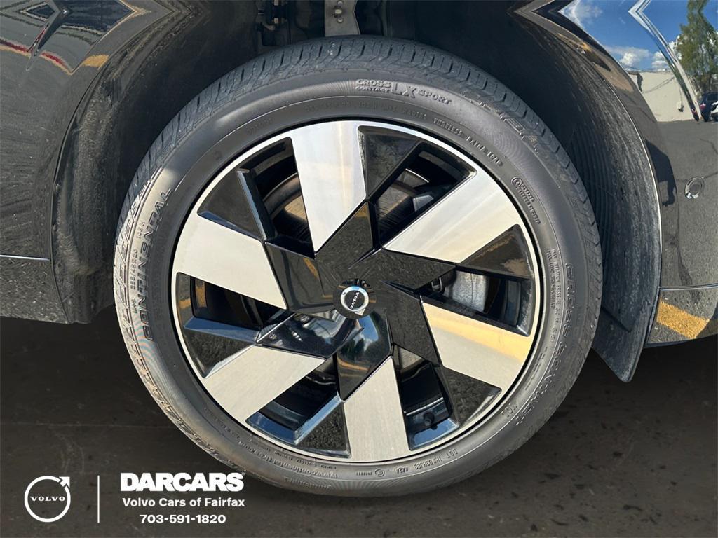 used 2023 Volvo XC60 Recharge Plug-In Hybrid car, priced at $39,163