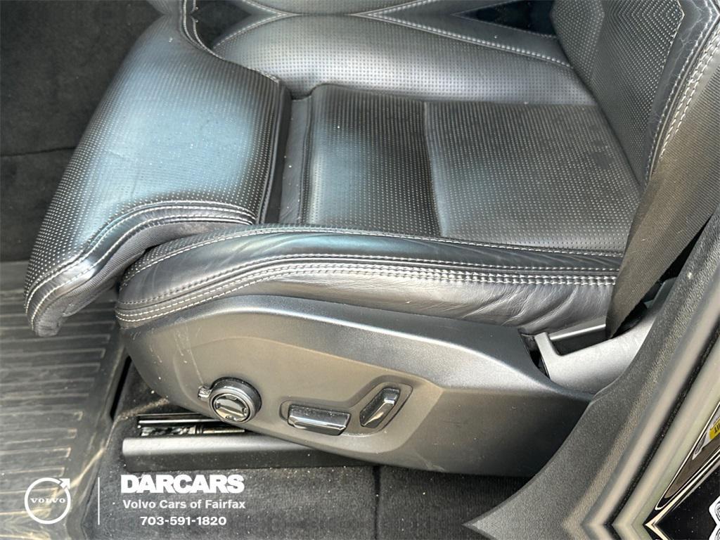 used 2023 Volvo XC60 Recharge Plug-In Hybrid car, priced at $39,163