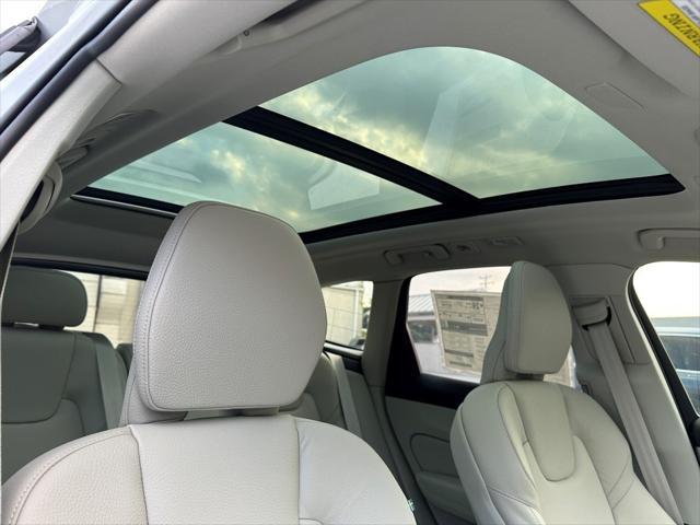 new 2025 Volvo XC60 car, priced at $54,360
