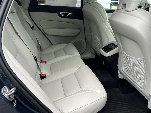 new 2025 Volvo XC60 car, priced at $60,460