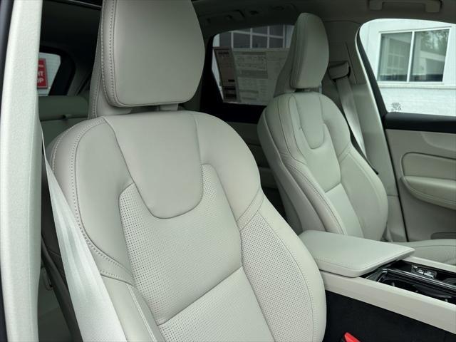 new 2025 Volvo XC60 car, priced at $60,460