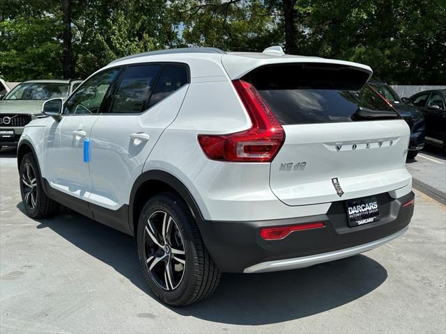 new 2025 Volvo XC40 car, priced at $43,715