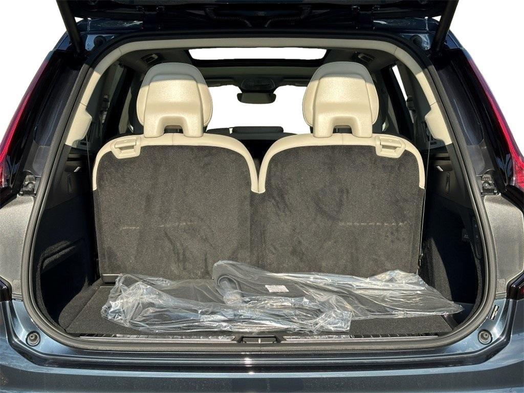 new 2026 Volvo XC90 car, priced at $73,455